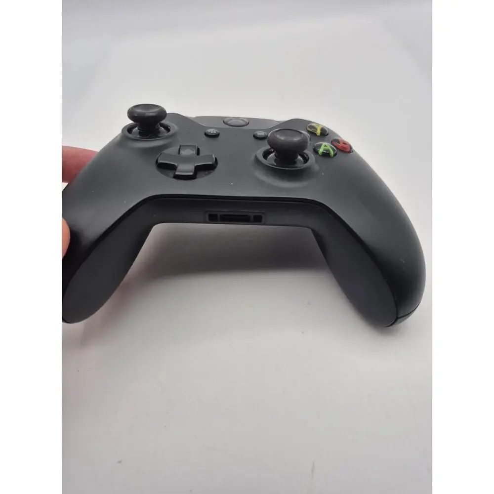 Microsoft Xbox One Black Wireless Controller Model 1537 For Parts/Repair